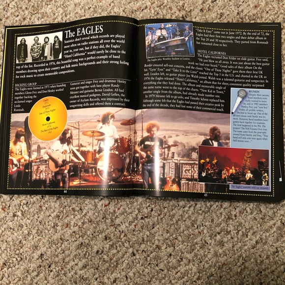 Book. Super Awesome Music History - Picture 5 of 16